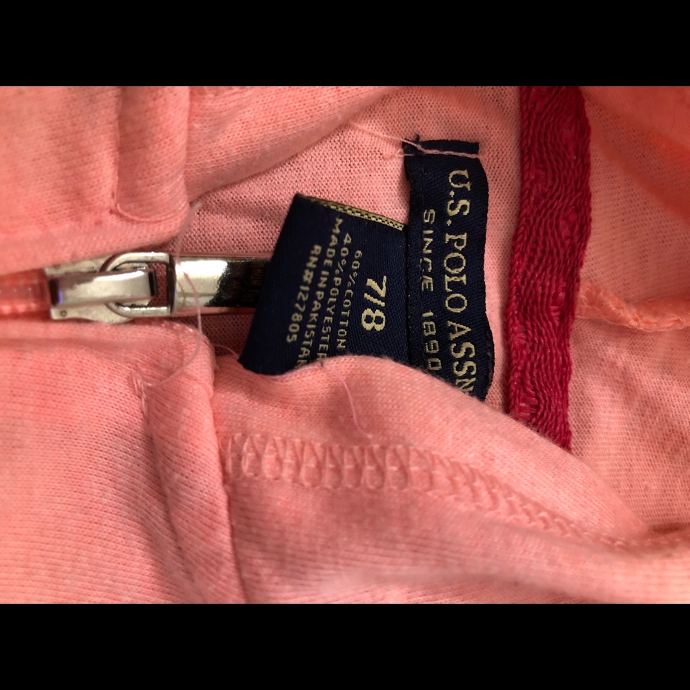 Polo - Picture 3 of 3